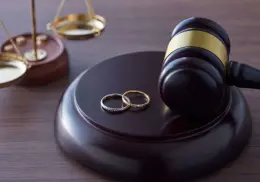 ¿Qué son las capitulaciones matrimoniales y cómo es que ayudan a proteger tus finanzas?