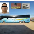 Detienen a sujeto que transportaba armamento en camión de pasajeros