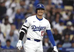 Shohei Ohtani llega a 1000 hits en MLB con un jonrón de 440 pies
