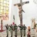 ¿Sabías que hay sacerdotes para apoyar al Ejército Mexicano? Conoce qué es un Capellán Militar
