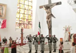 ¿Sabías que hay sacerdotes para apoyar al Ejército Mexicano? Conoce qué es un capellán militar