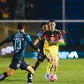 Las Águilas ganan 1-0 a Querétaro con un gol tempranero, pero se van abucheadas por su afición
