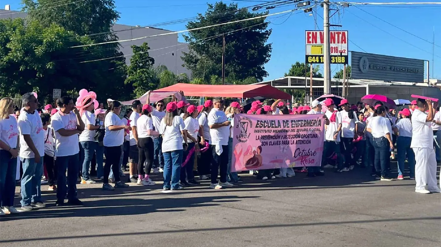 IMSS realiza “Caminata Rosa” para promover la detección oportuna del cáncer de mama