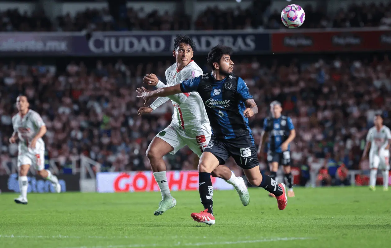 Gallos Blancos estuvo a punto de ampliar la ventaja en el minuto 41, pero no se concretó.