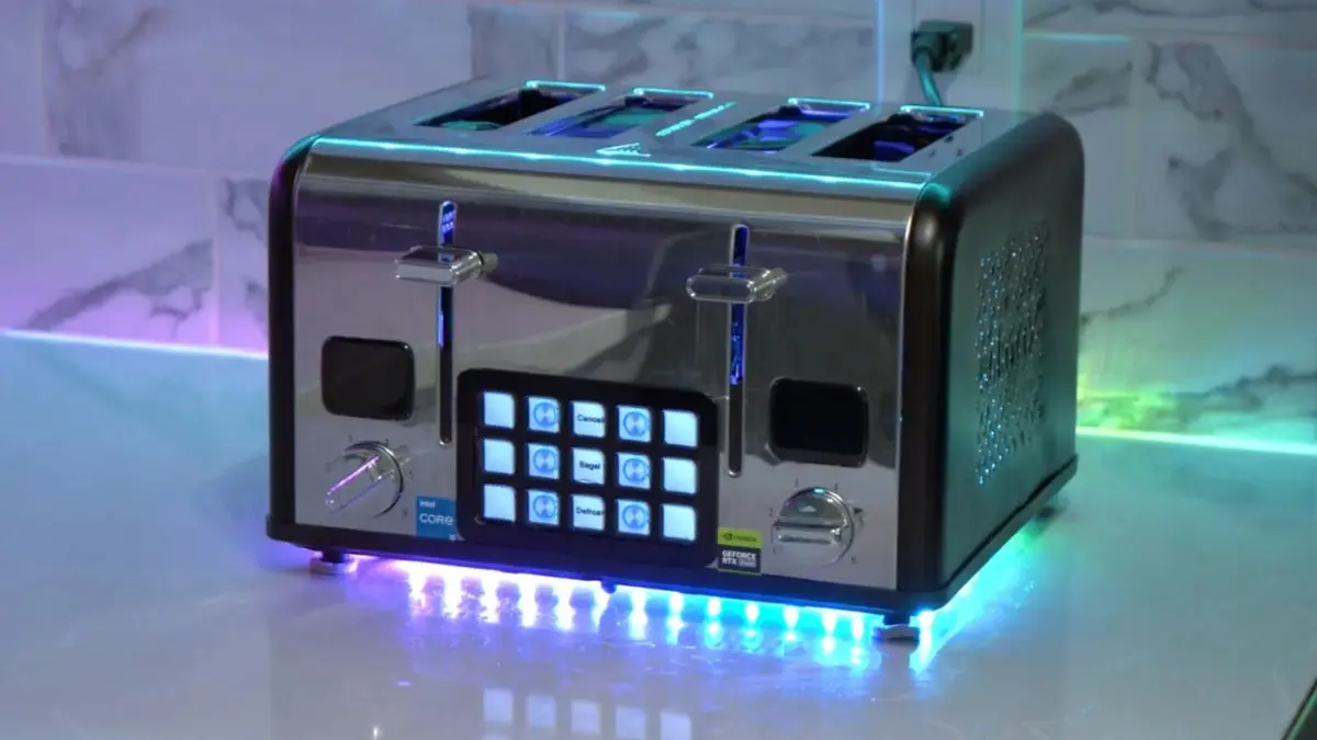 usuario de Reddit convirtió una tostadora en una PC gamer