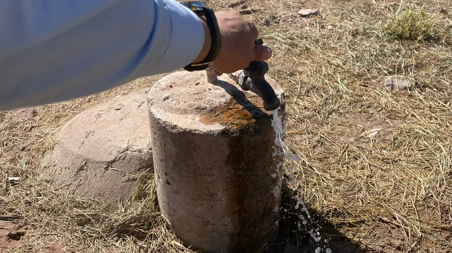 Velatorio DIF garantiza agua en panteones municipales durante Día de Muertos