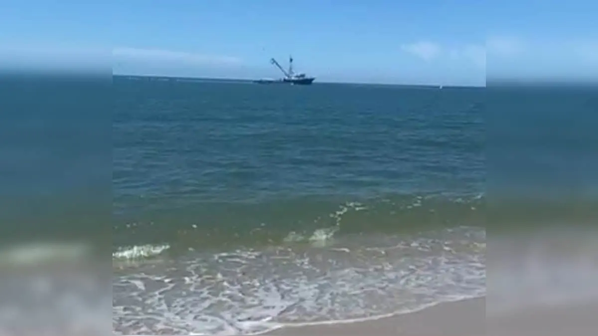 Invaden barcos áreas prohibidas