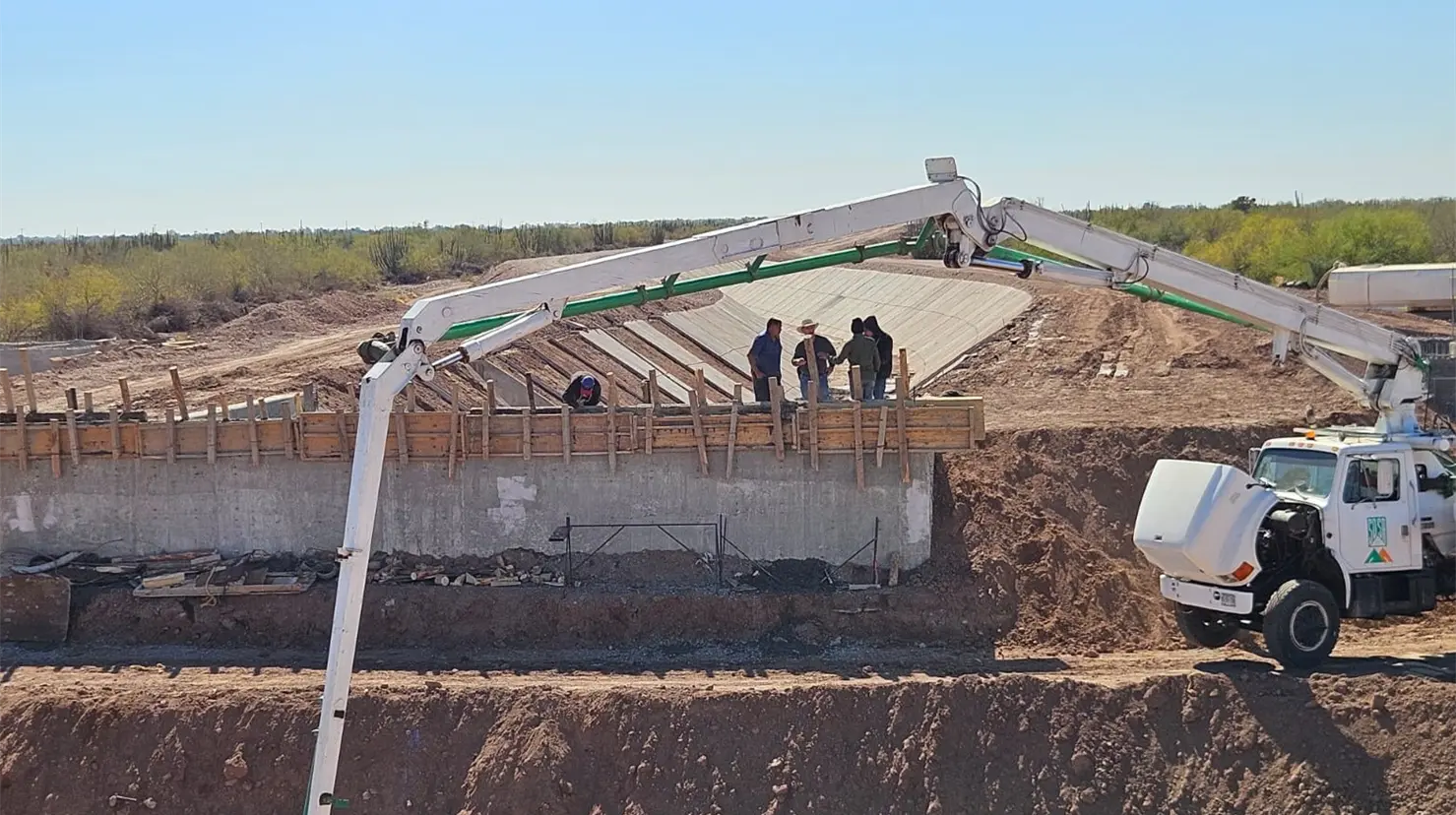 Cierra con baja actividad industria de la construcción