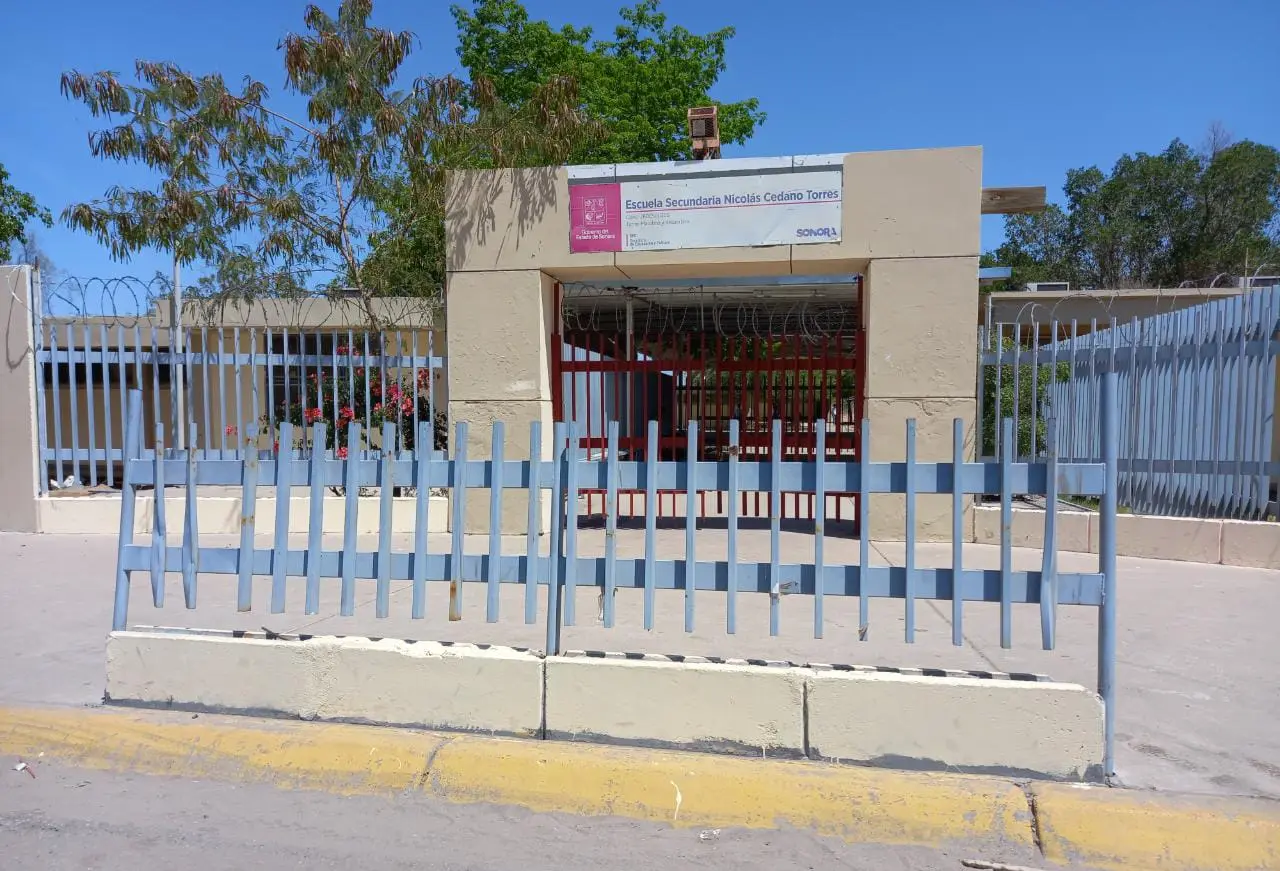 El próximo puente para estudiantes de acuerdo al calendario escolar será cuando se realice la segunda sesión de consejo técnico el 27 de febrero, posteriormente el lunes 16 y viernes 27 de marzo hasta llegar al periodo vacacional del 30 de marzo al 10 de abril