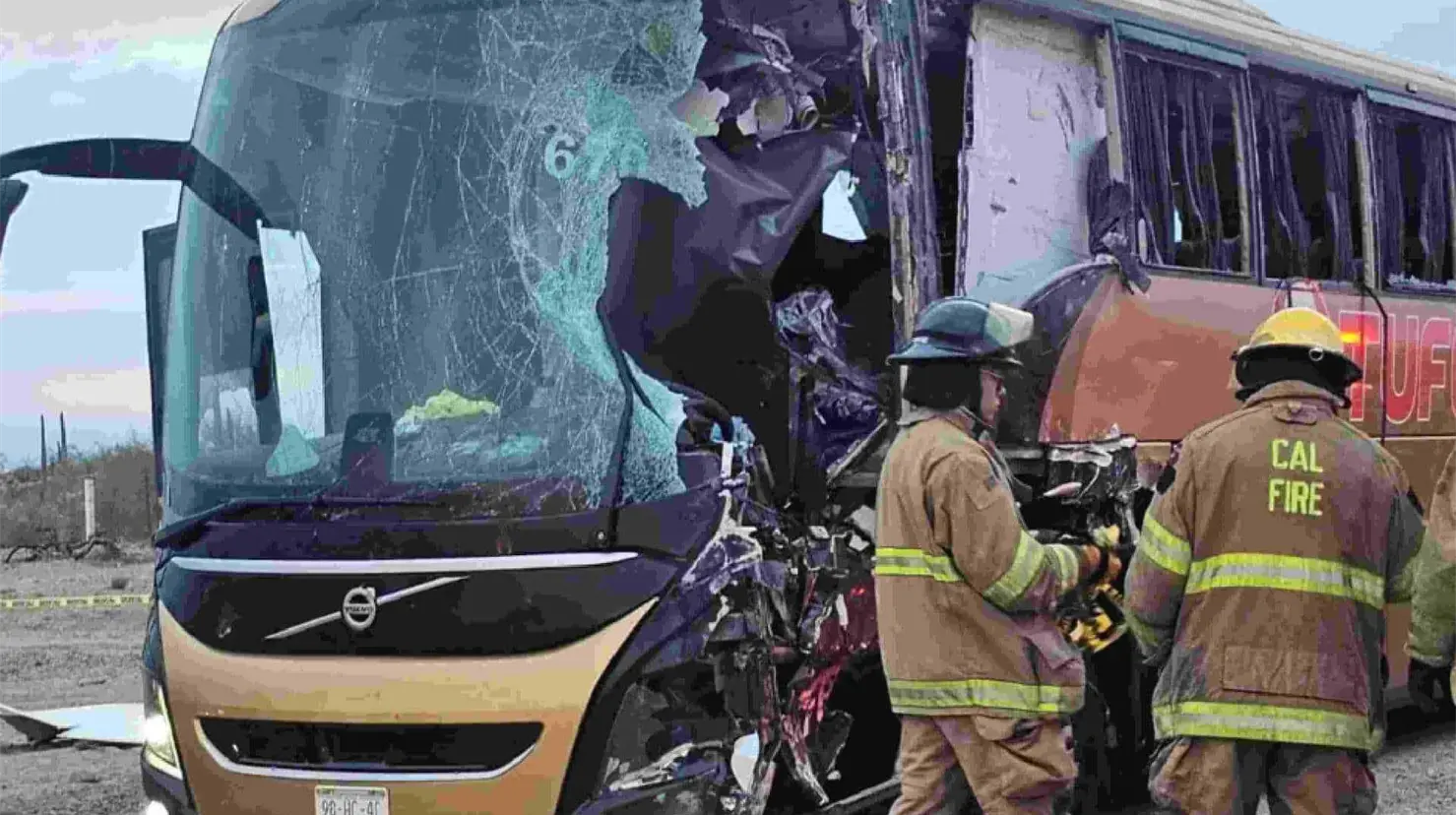 Identifican a víctimas del choque entre autobús de Tufesa y tráiler