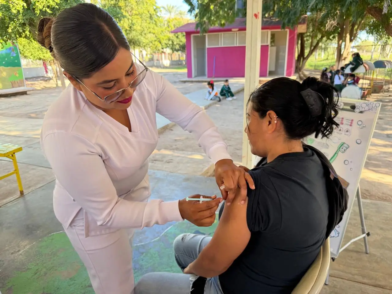 En Hermosillo se cuenta con cinco centros disponibles para la aplicación de vacunas.