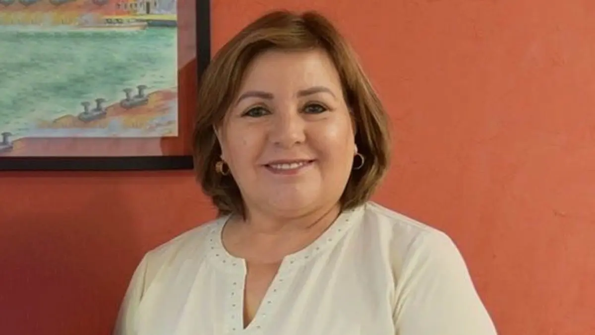 Elementos de seguridad resguardan el tramo de la carretera Hermosillo–Mazatlán donde ocurrió el ataque contra la alcaldesa de Bacanora, Nora Alicia Biebrich.