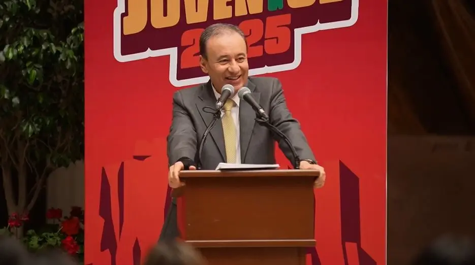 “Hoy el premio estatal de la Juventud es el más grande México, el de mayor impacto puesto que participan jóvenes de 54 municipios y es el que reconoce con mayor virtud las distintas habilidades jóvenes”.- Alfonso Durazo Montaño