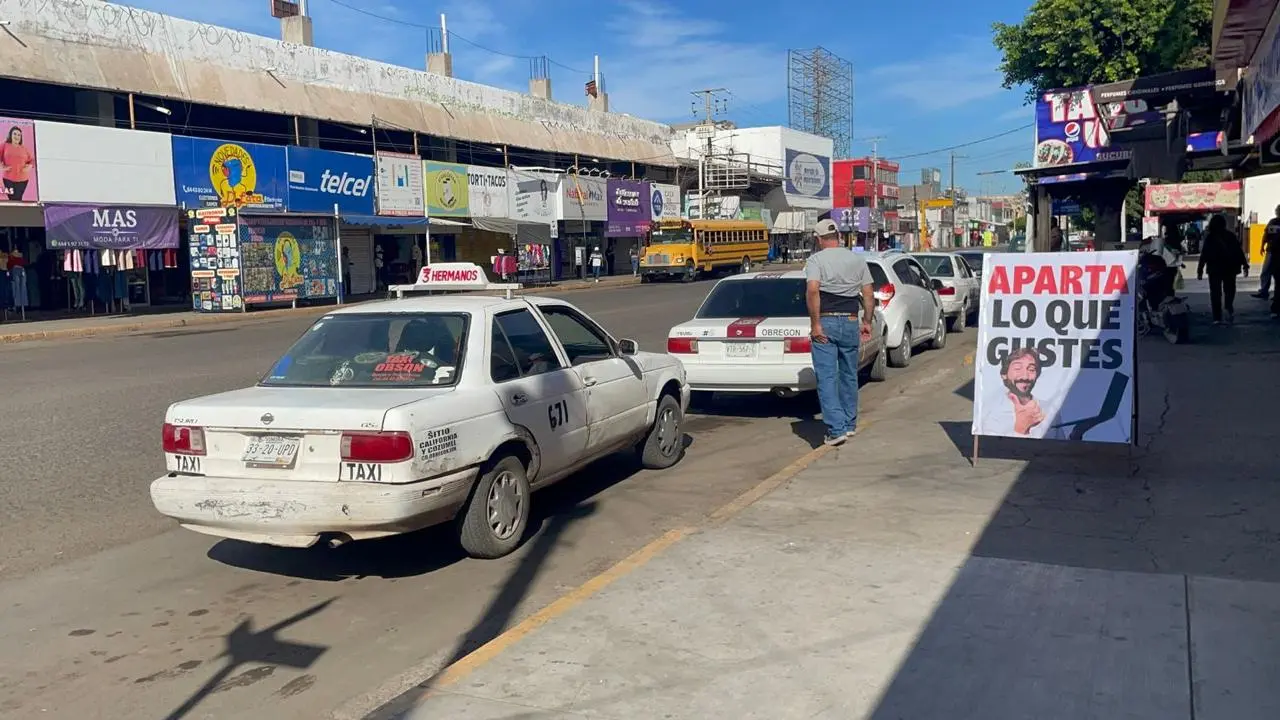 Castillo López afirmó que los espacios asignados a los taxis tienen como propósito evitar el desorden en centro mientras se brinda el servicio a la población