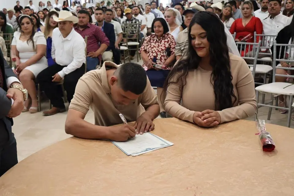 Alistan matrimonios colectivos gratuitos en Huatabampo