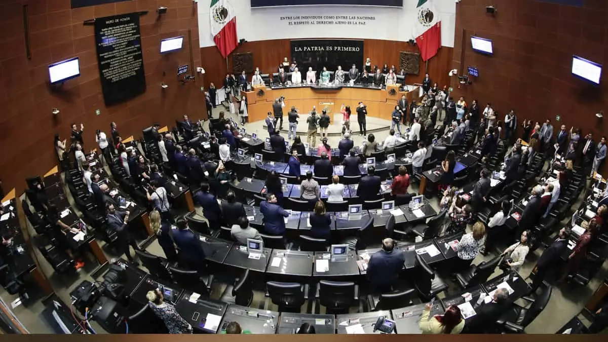 El Senado ya revisa la propuesta enviada por la presidenta para modificar el esquema de jubilaciones de servidores públicos.