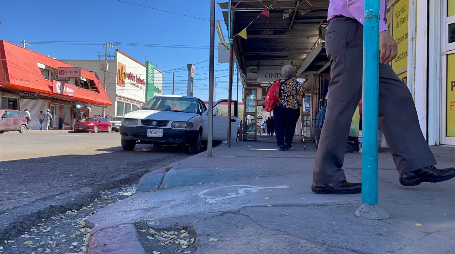 La mayoría de las personas  con alguna discapacidad que solicitan del servicio de taxi usan muletas o silla de ruedas.