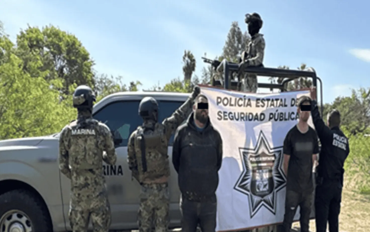 “Caen” dos con armamento y droga en Huatabampo