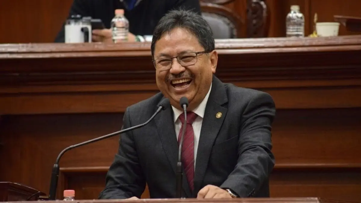 Las personas presentes mostraron molestia por considerar que no estaba tomando el tema en serio.