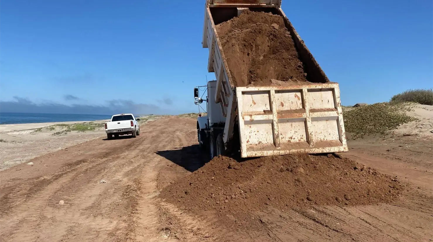 Acondicionan playa El Siáric, en Etchojoa