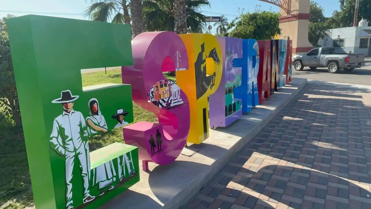 Letras de Esperanza cuentan historia del pueblo