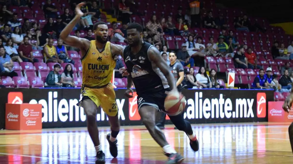 Halcones de Obregón alarga racha ganadora