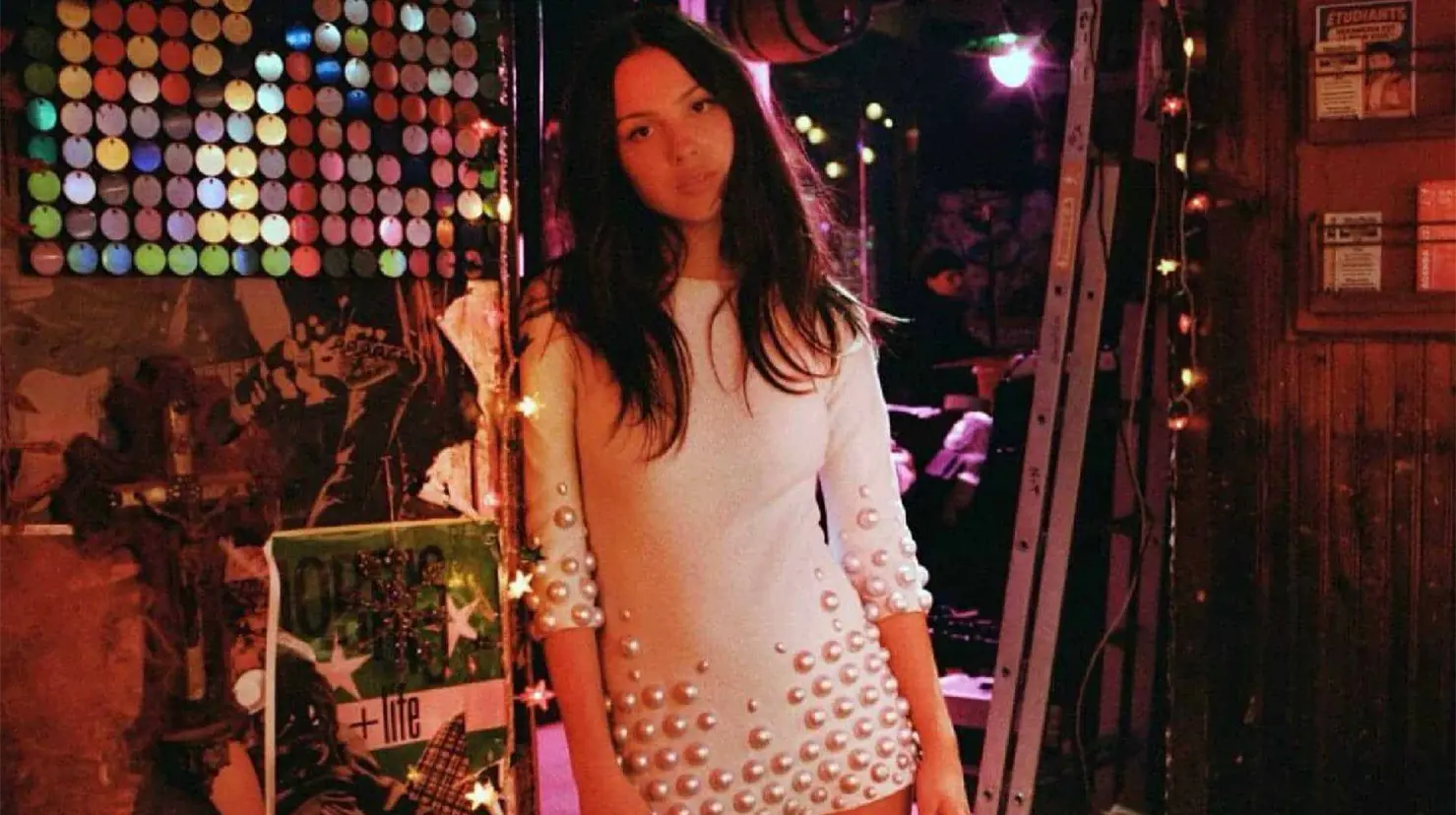 Olivia Rodrigo estrena “Drop Dead” con videoclip en Versalles y marca nueva etapa musical