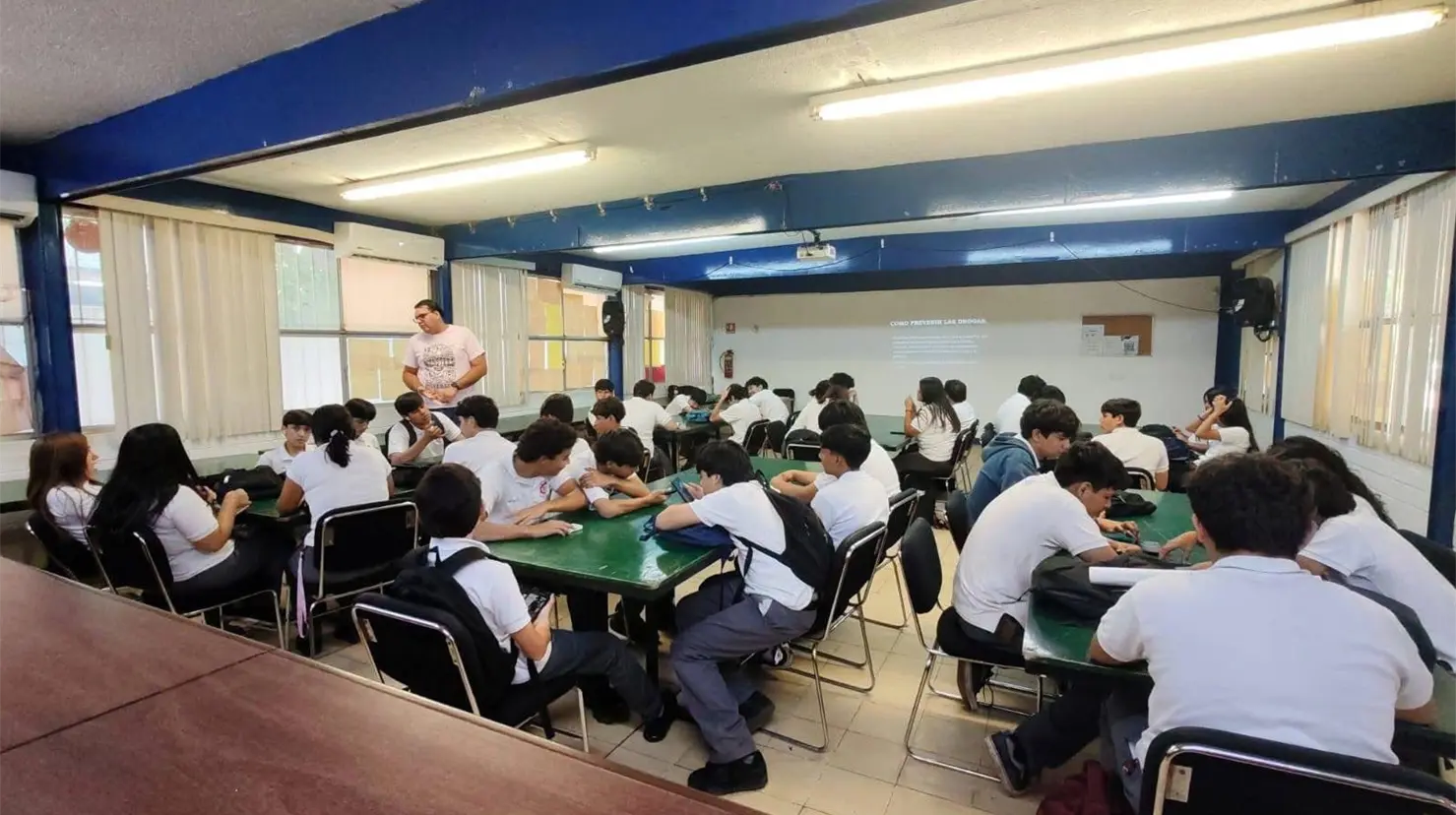 Los cursos y talleres que se imparten sirven para fortalecer la salud mental, auto estima y prevención para evitar que los jóvenes consuman sustancias que trunquen su futuro