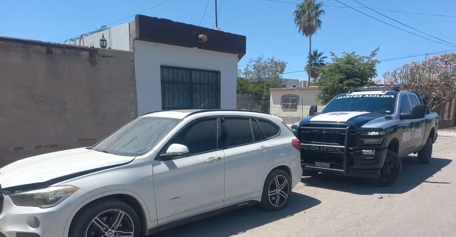 Hallan vehículo abandonado en Hermosillo; tenía reporte de robo
