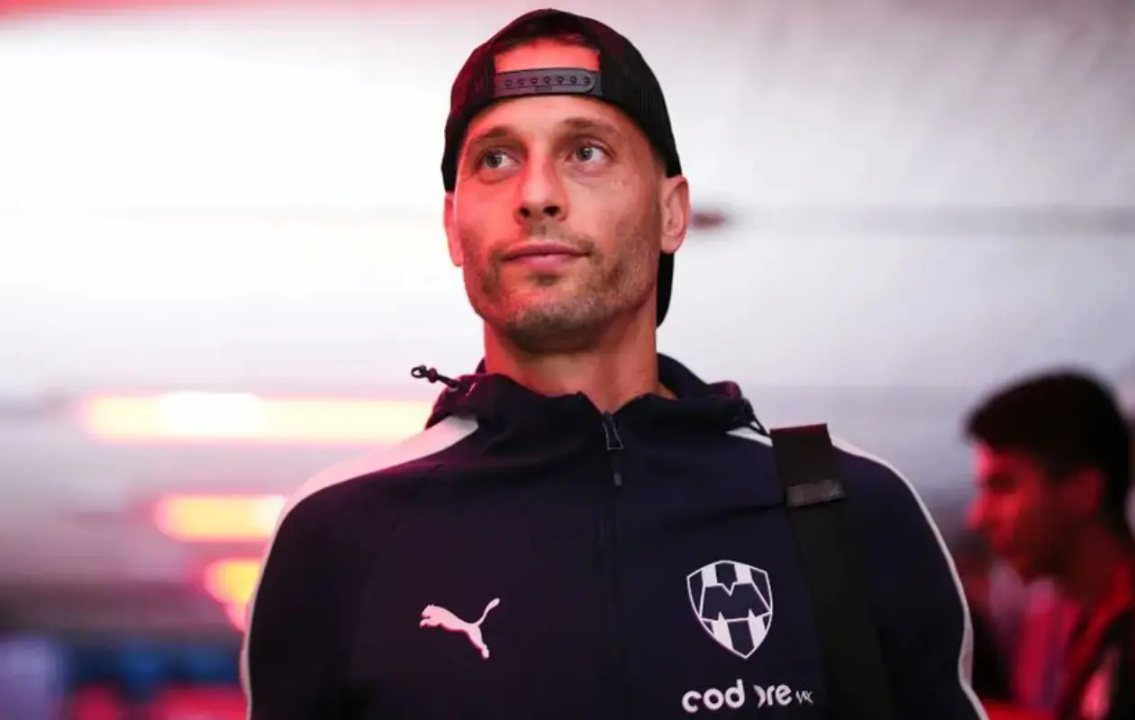 Sergio Canales se despide de Rayados y no viaja a Torreón para enfrentar a Santos