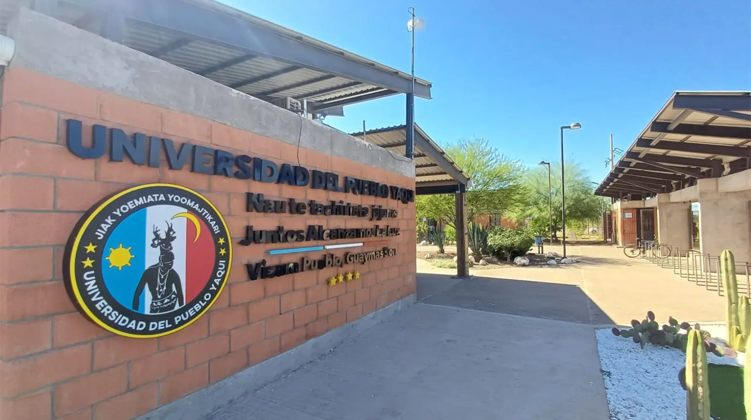 Van a la SCJN alumnos de la Universidad del Pueblo Yaqui