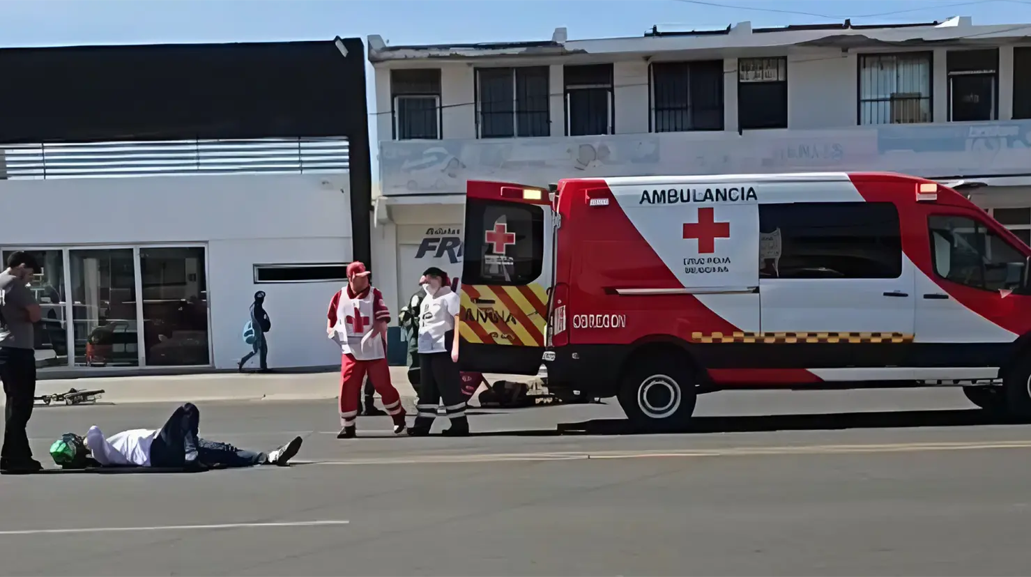 Accidente en la calle 200 deja dos lesionados