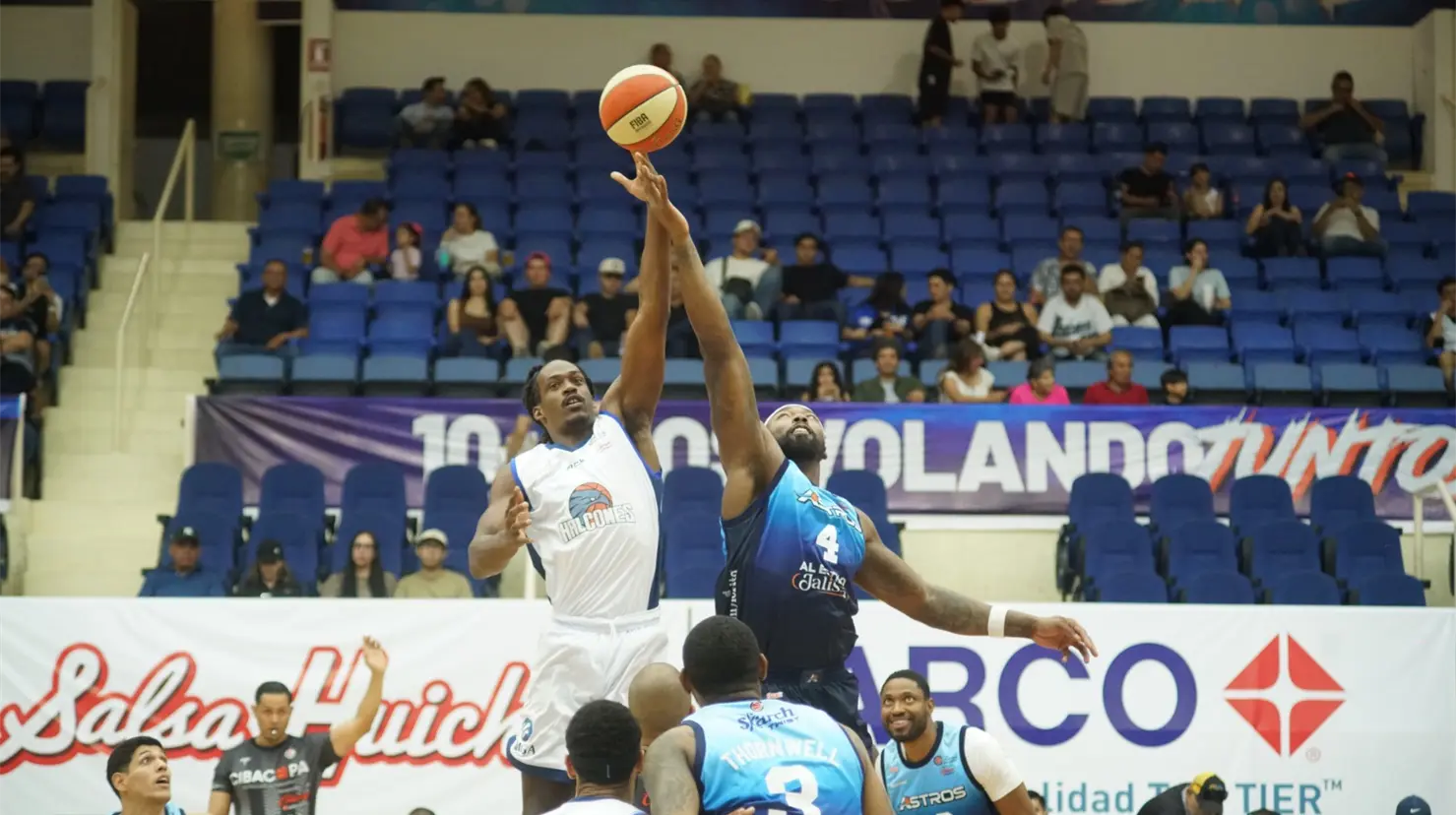 Astros barre a Halcones a domicilio
