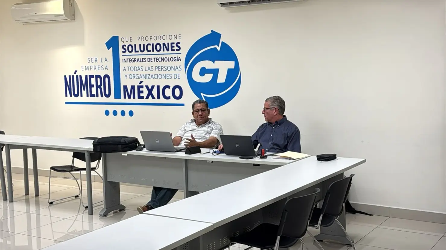 El martes, el Staus decidió no participar en las mesas de diálogo con la Universidad, al argumentar que buscaba la presencia de un mayor número de agremiados en la reunión