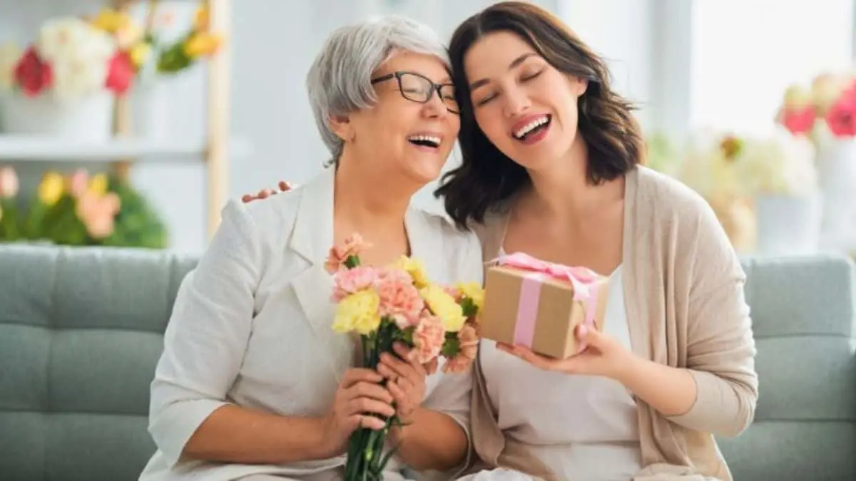 Accesorios, detalles personales y artículos de uso diario destacan entre las opciones para sorprender en el Día de las Madres.