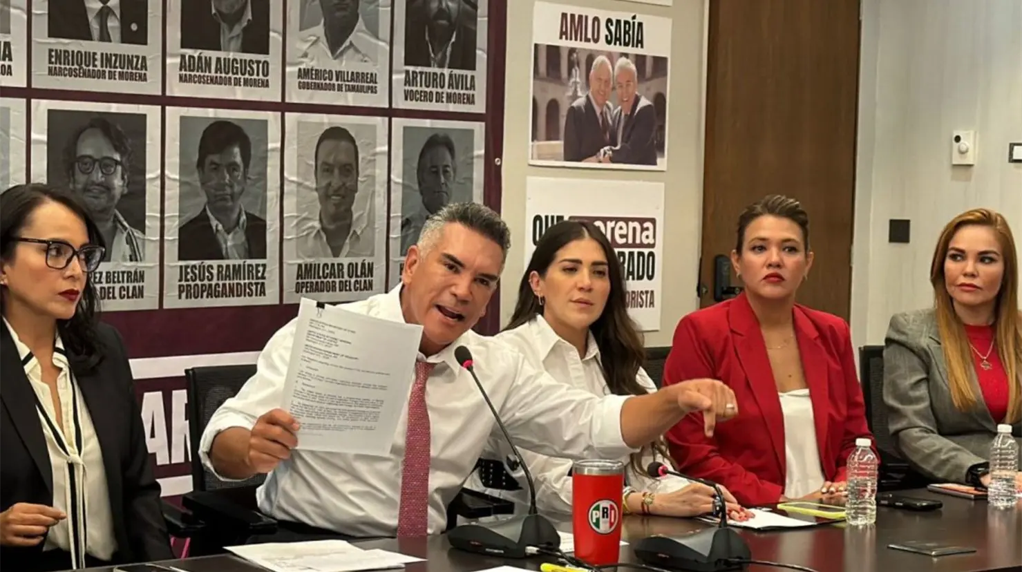 PRI pide a EU declarar a Morena “organización terrorista” y solicita al INE retirarle el registro