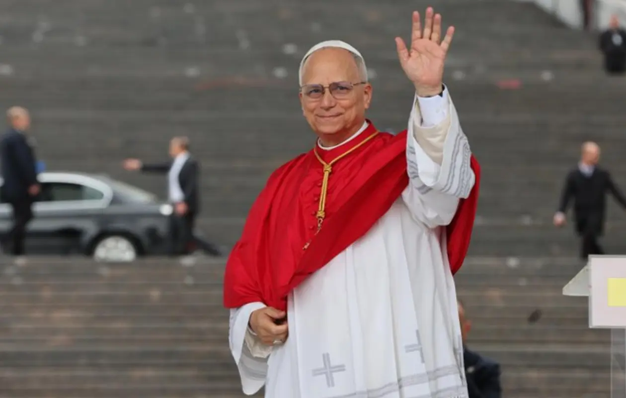 Papa León XIV reza por madres en condiciones difíciles en el Día de la Madre