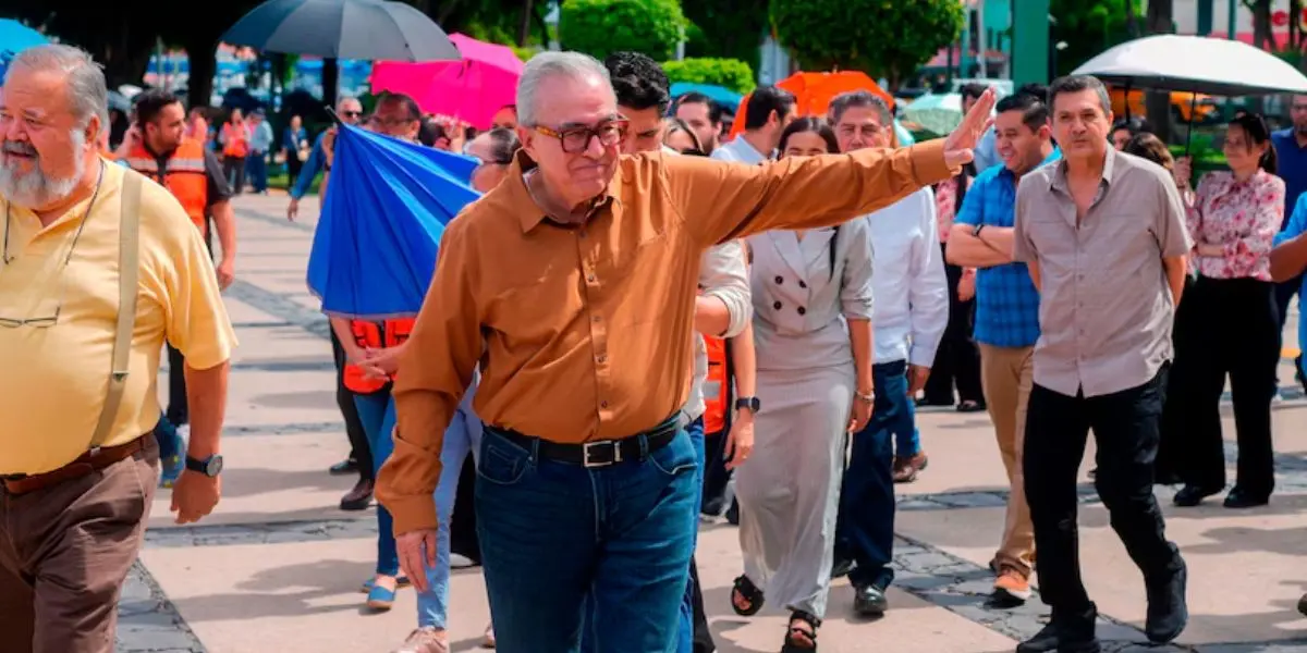 La UIF habría ordenado el bloqueo de cuentas bancarias de Rubén Rocha Moya.