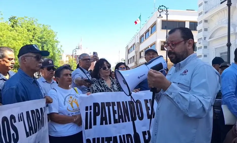 El pasado 26 de enero se realizó el primer encuentro entre representantes del Isssteson y el Staus para abordar las problemáticas relacionadas con el servicio médico