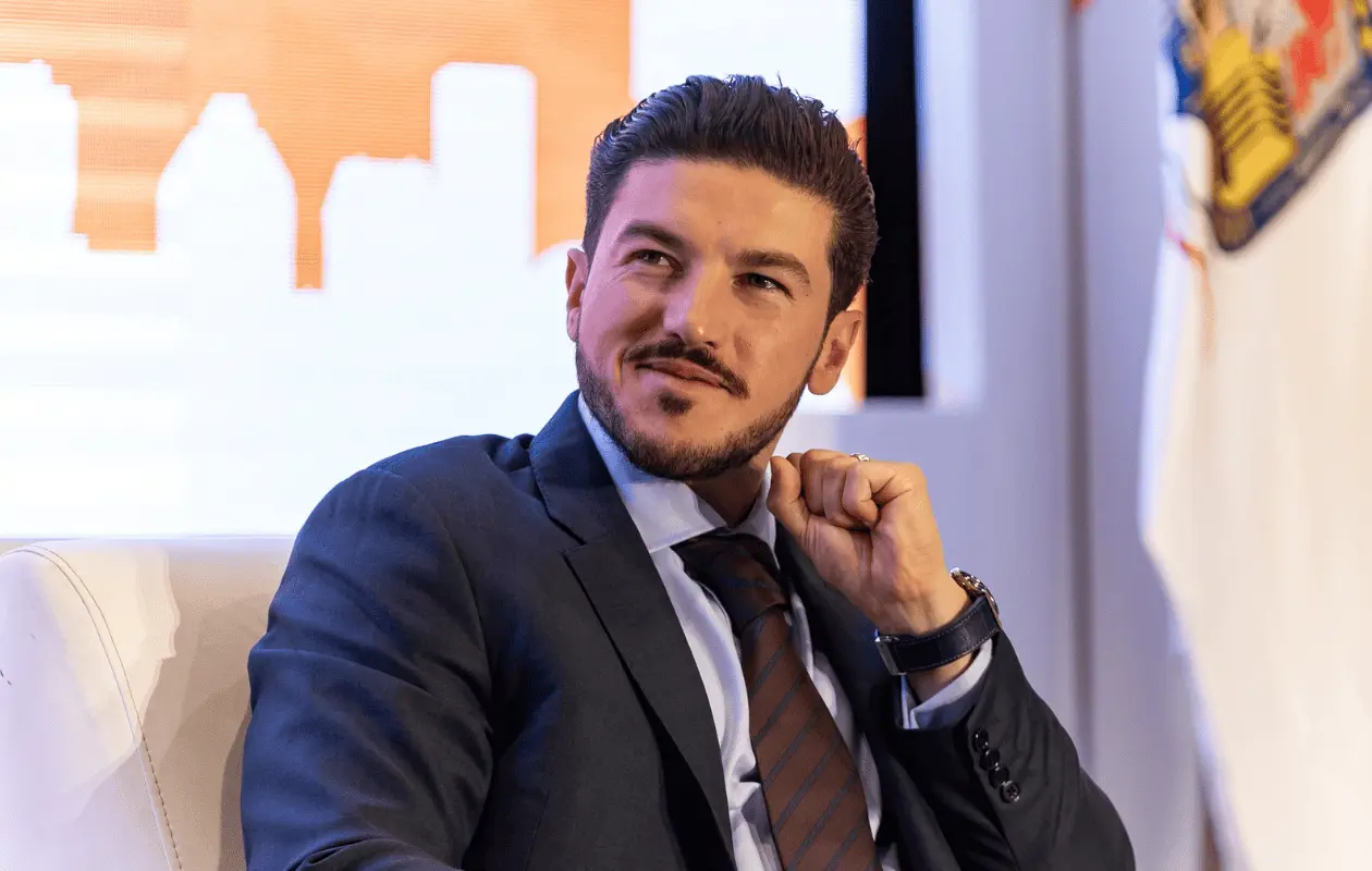 Fiscalía de Nuevo León descarta reabrir caso contra Samuel García por presunto enriquecimiento ilícito
