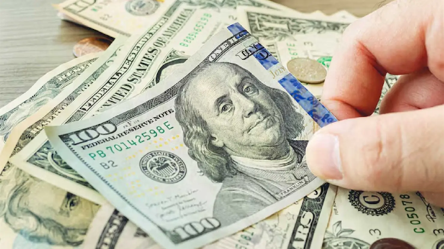 ¿En cuánto está el dólar hoy martes 2 de junio? Así cotiza en bancos de México