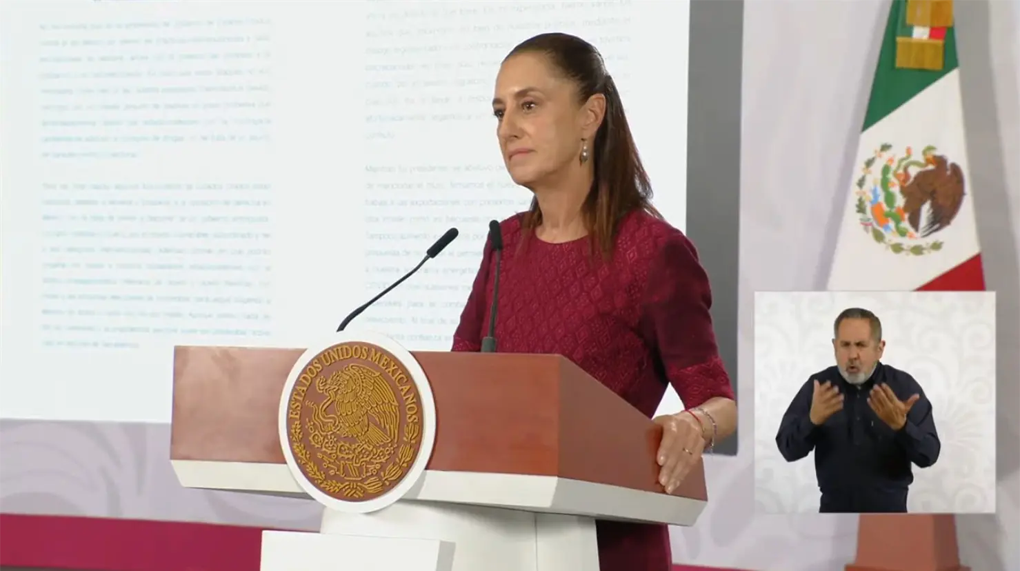 Sheinbaum reacciona a la carta de AMLO y rechaza acusaciones de “narcogobierno”