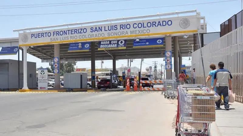 Para reportar actividades sospechosas relacionadas con la seguridad fronteriza, la CBP mantiene disponible la línea de denuncias del puerto de Newport al número 1-866-739-9118