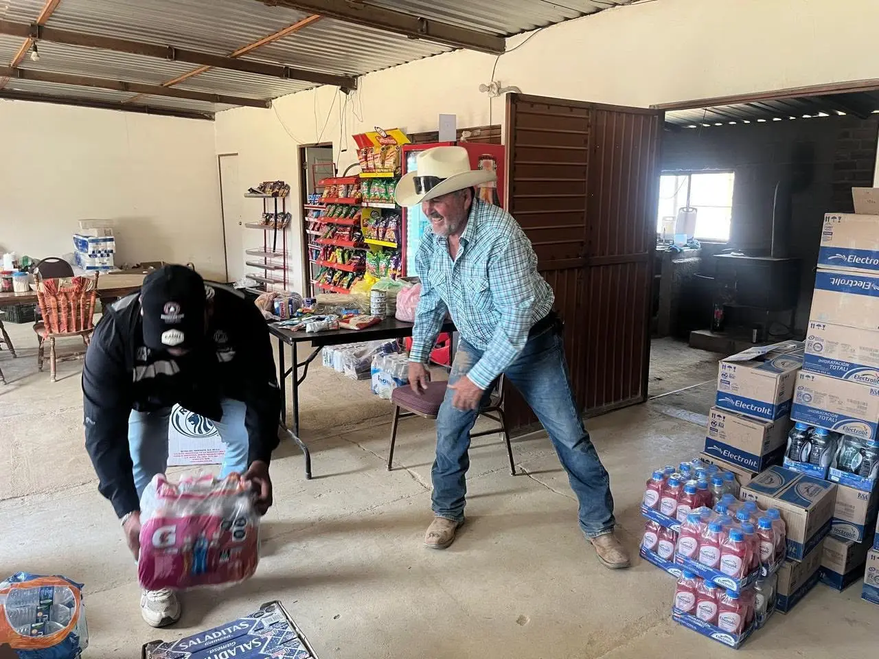 Rosario envía ayuda a familias afectadas por incendio