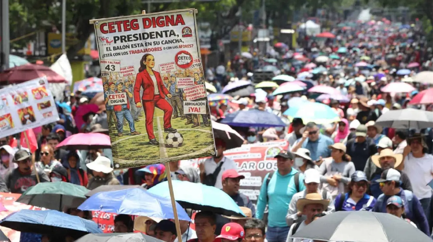 CNTE bloquea vía rumbo al Estadio Azteca a dos días de la inauguración del Mundial 2026