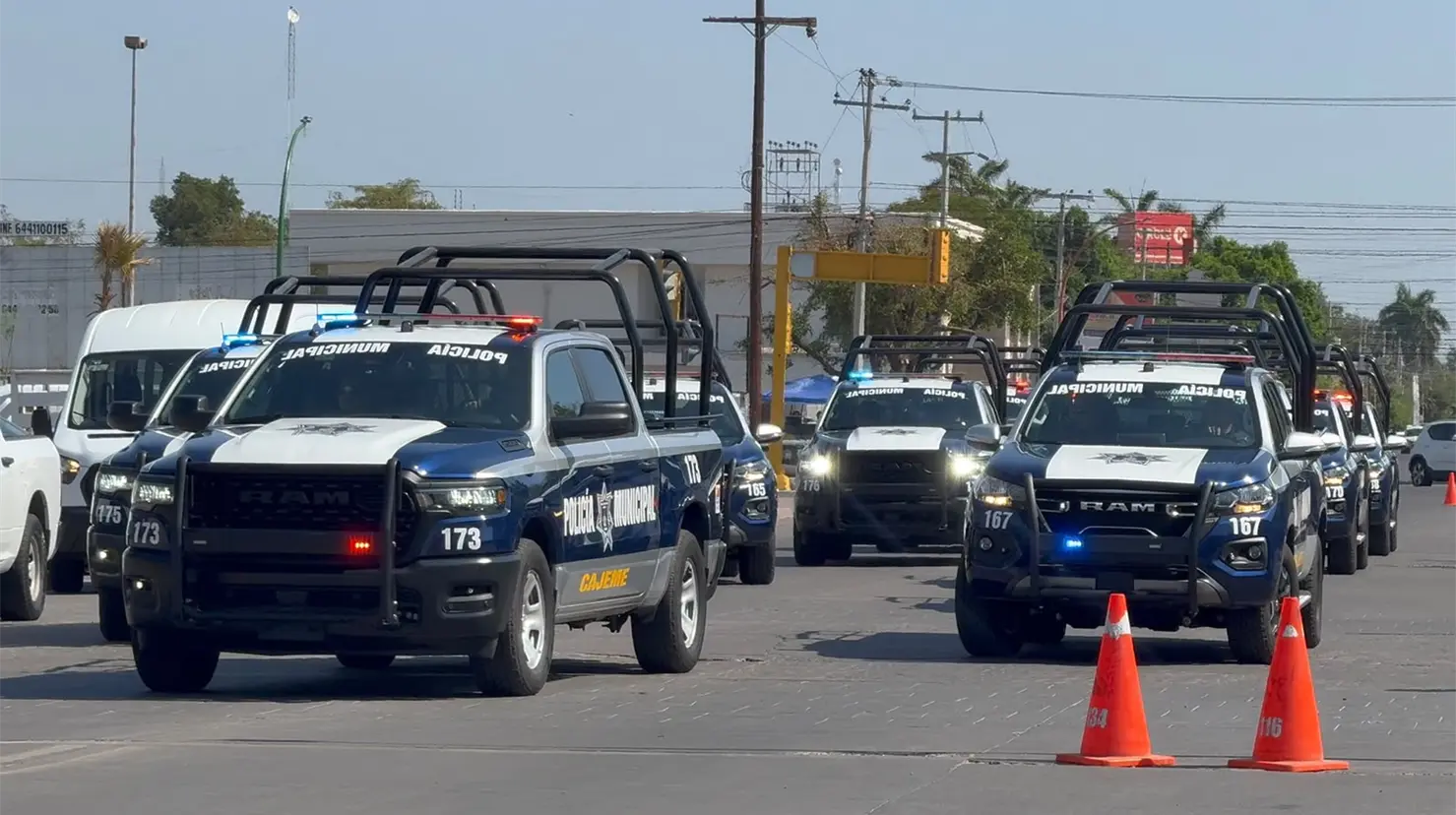 Entregan patrullas y chalecos balísticos a la Policía Municipal