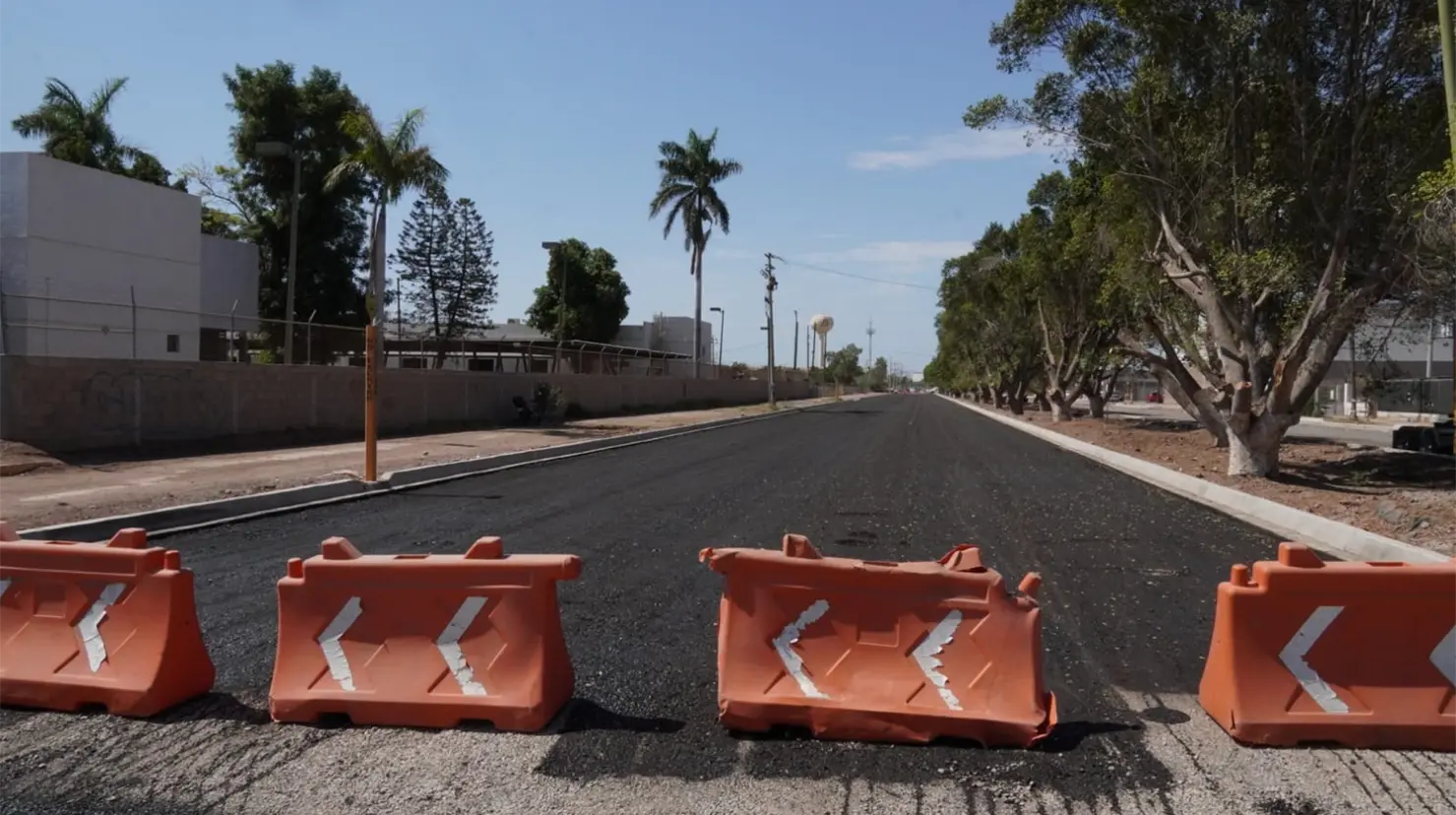 Comienza pavimentación en el PICO