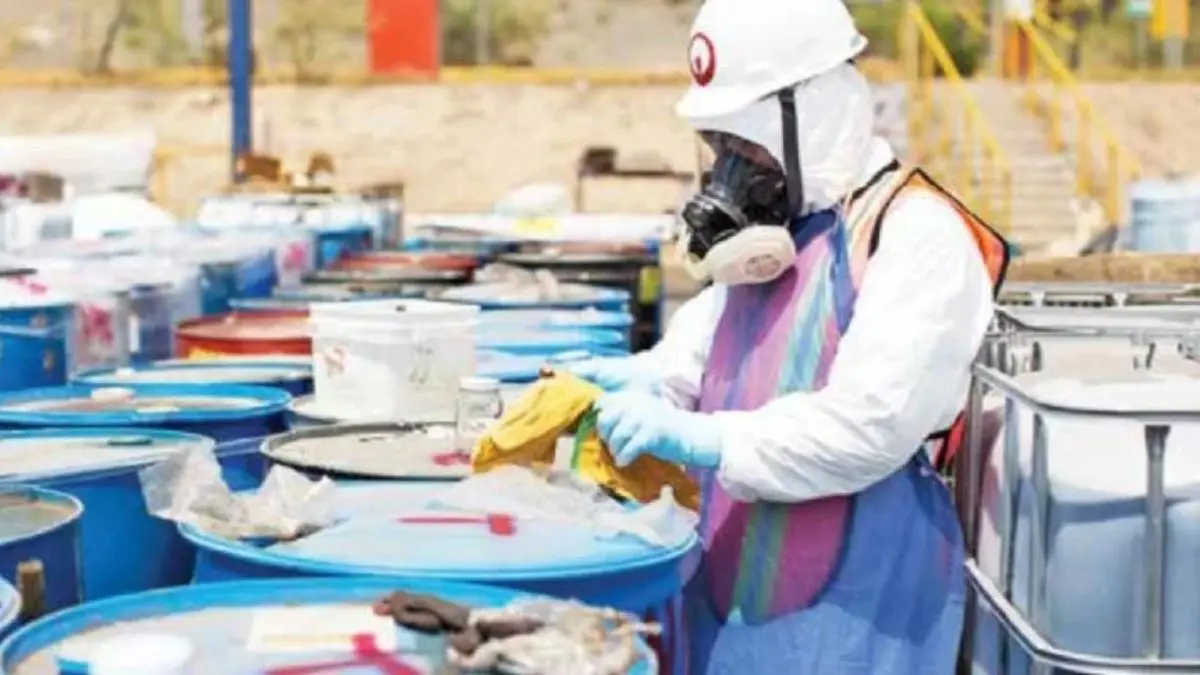 Semarnat impulsa nueva norma para fortalecer el manejo de residuos peligrosos en México