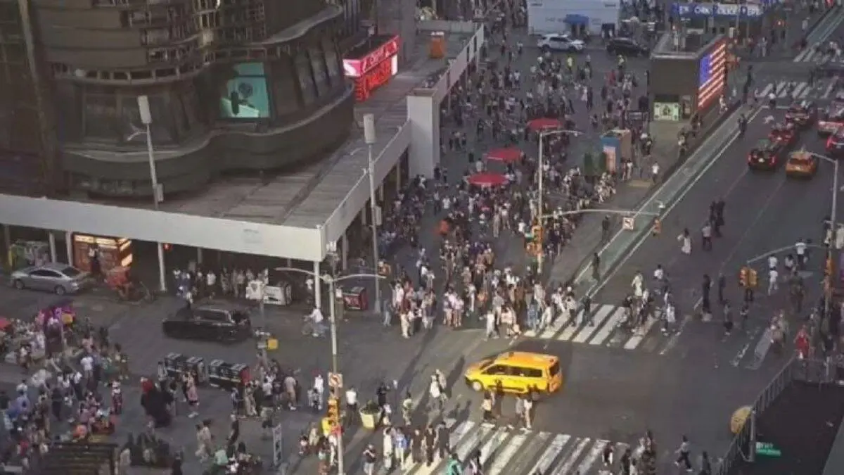 Reportan disparos en Times Square de Nueva York; hay un detenido y una persona hospitalizada