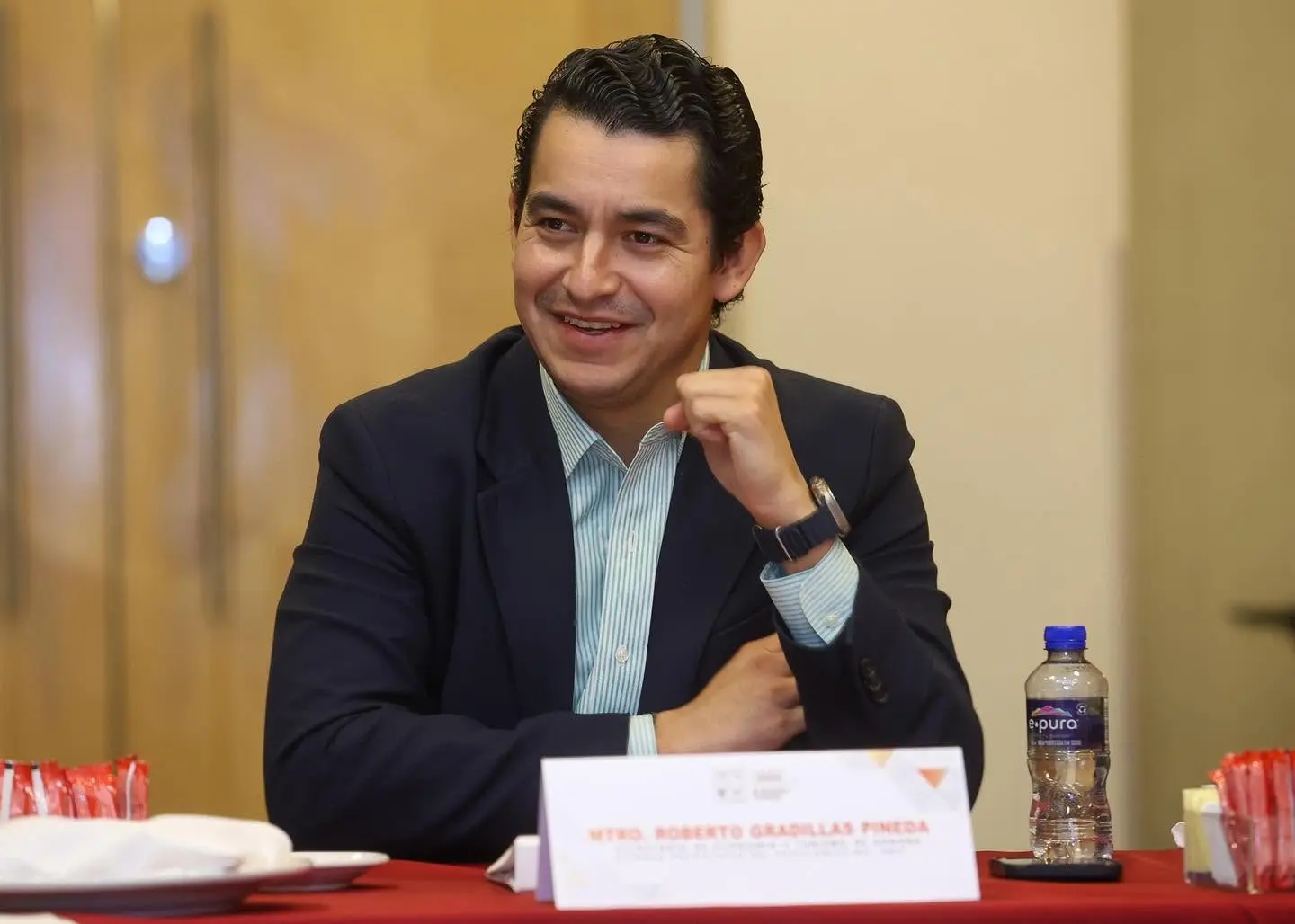 Durante esta semana se llevaron a cabo reuniones de coordinación con la Secretaría de Salud, hoteleros, restauranteros y otros prestadores de servicios para preparar la recepción de los aspirantes que presentarán el Examen Nacional de Aspirantes a Residencias Médicas (ENARM).